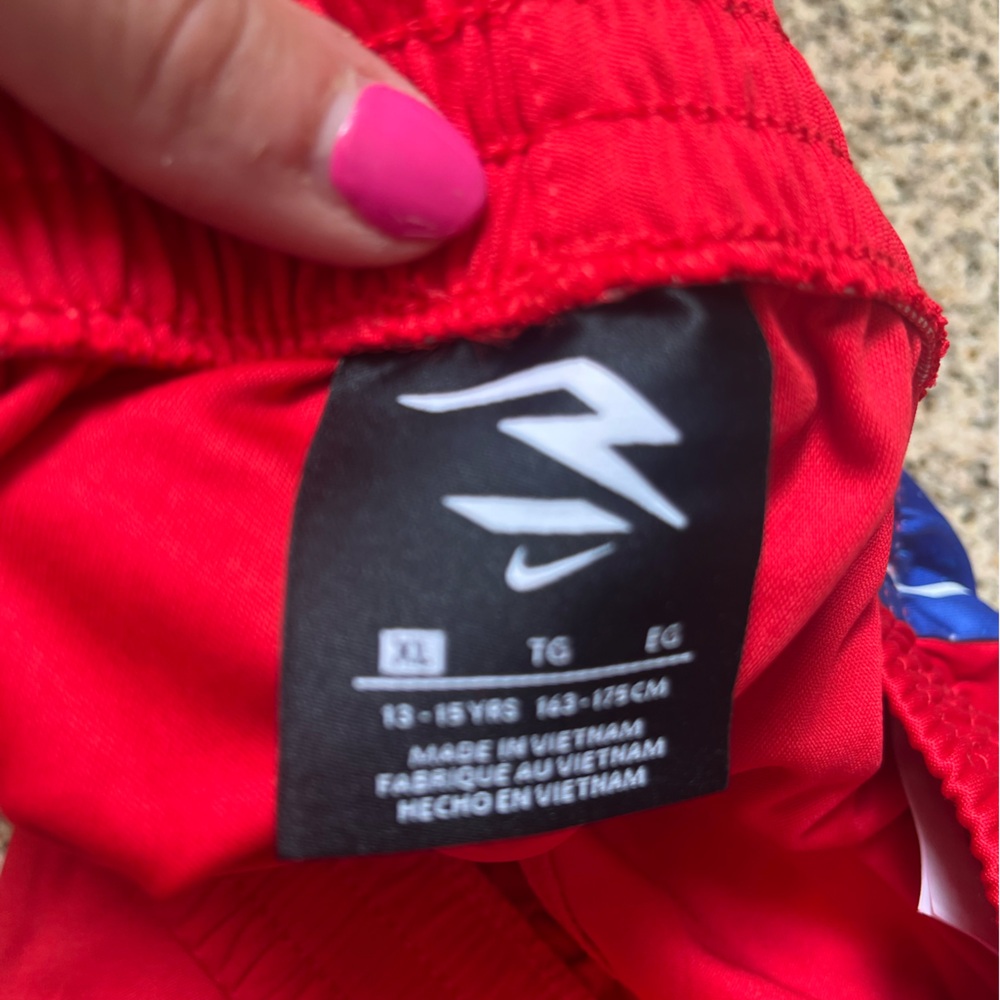 Boys size XL Nike shorts brand new